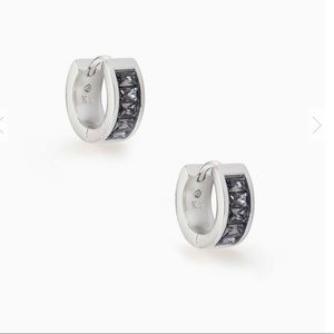 NWT Kendra Scott Huggie Earrings